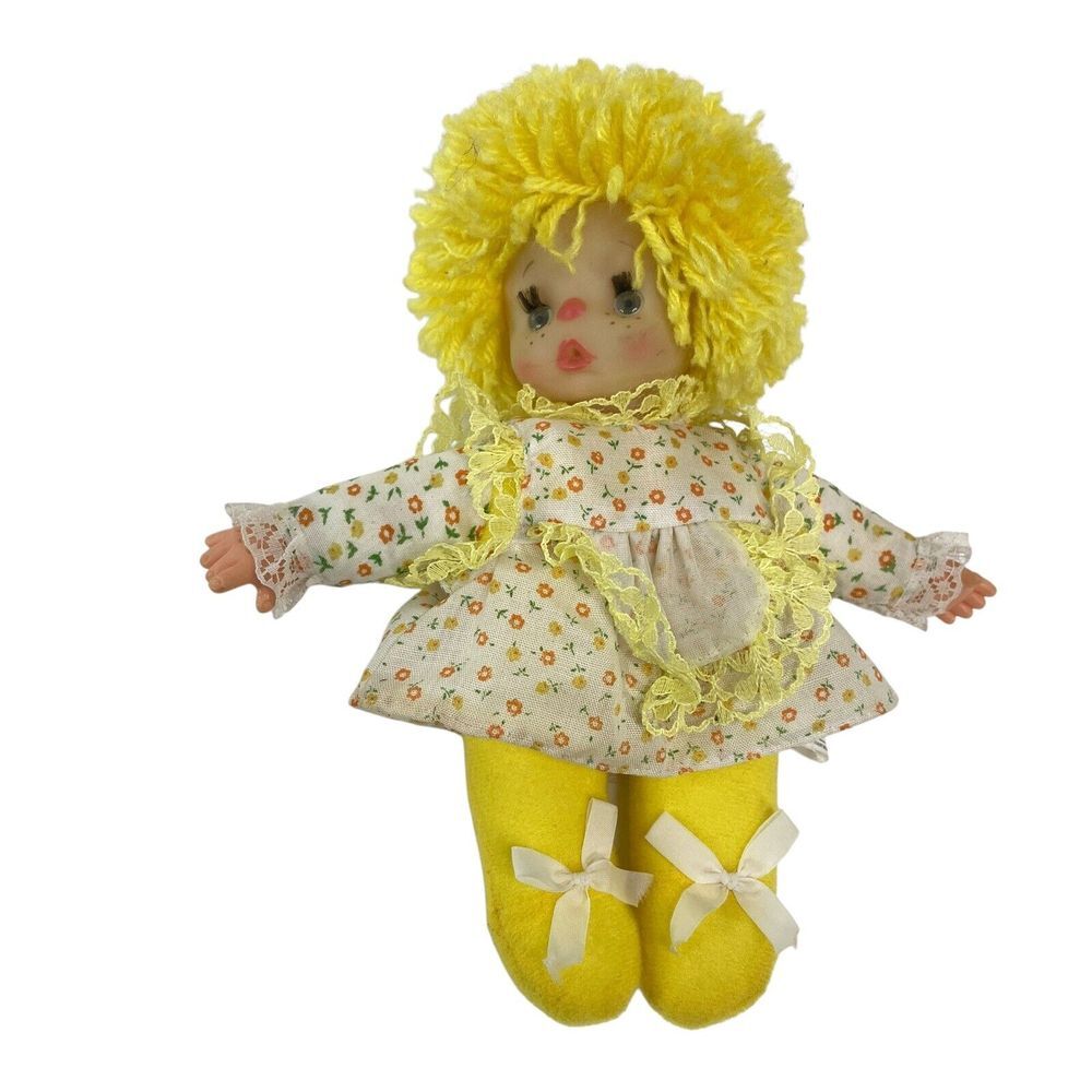 VTG Ocean Doll Yellow Hair Clown Eyelashes Plush Adorable 8" Toy Green Dress